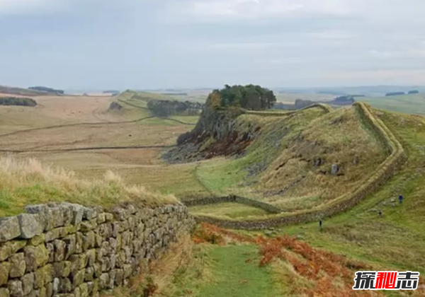 世界十大保存最完整的古城墙,第二为地球最长墓地(一百万人死亡)