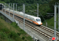 世界上速度最快的12辆火车,你一眨眼可能就会错