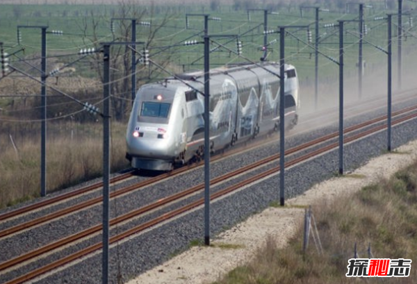 世界上速度最快的12辆火车,你一眨眼可能就会错过