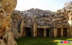 世界十大历史未解之谜,复活岛巨石雕像原来全是